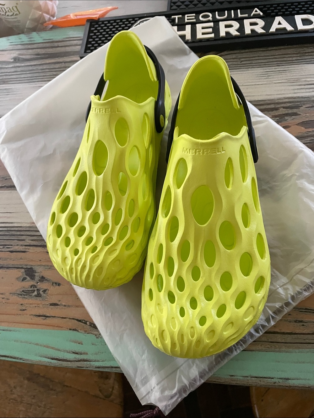 Merrell Unisex Water Moc Water Shoes Neon Yellow - M-8.5, W-10